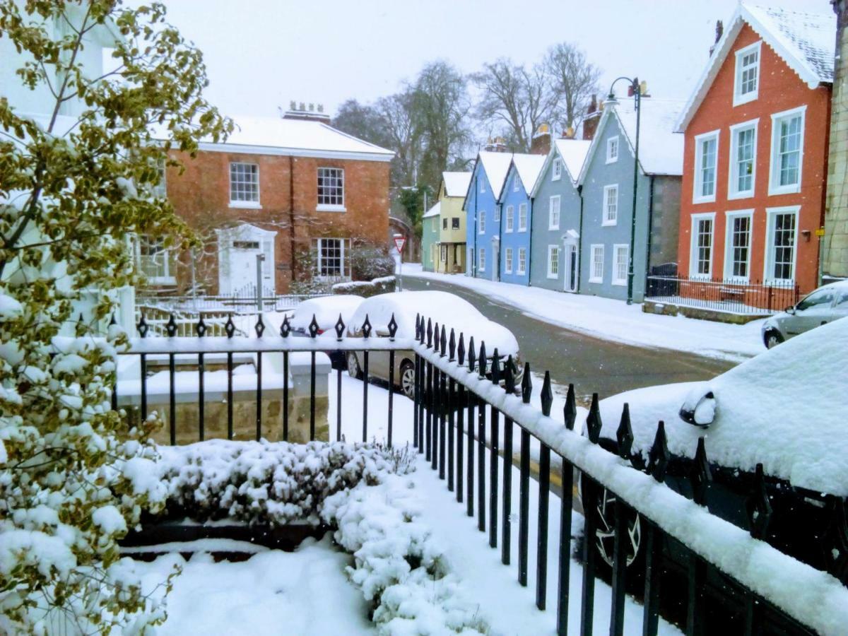 Castle Street Cottage Ритин Экстерьер фото