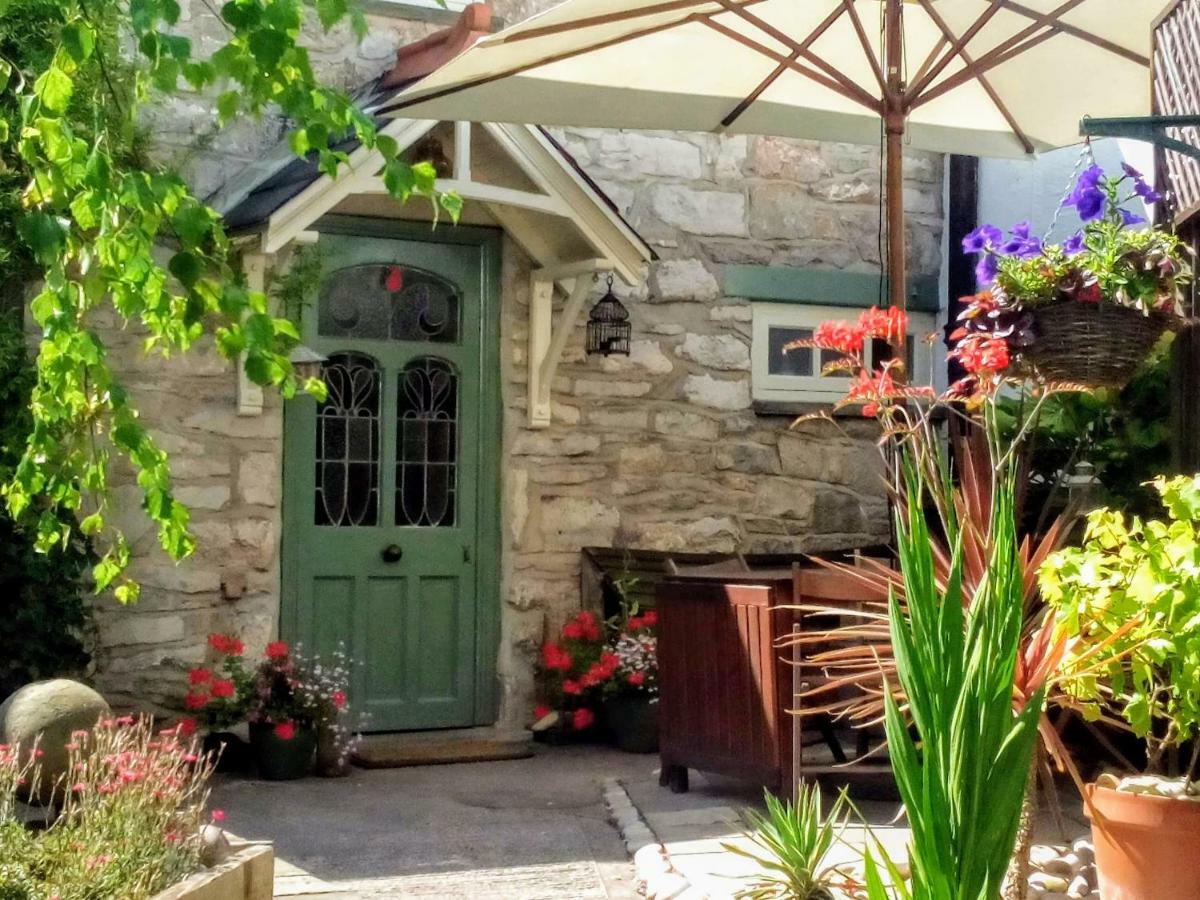Castle Street Cottage Ритин Экстерьер фото